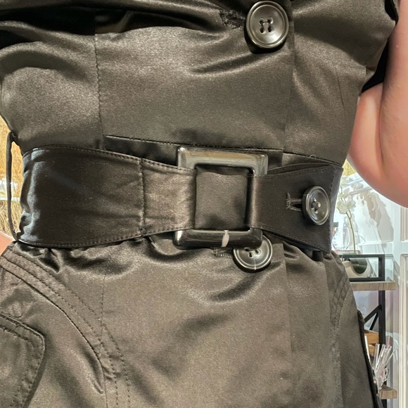 Meet your Posher, Gloria - Picture 1 of 1